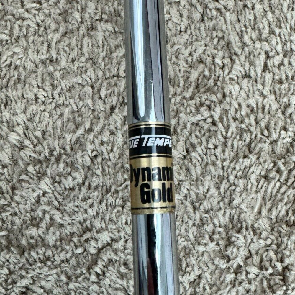 True Temper Dynamic Gold R200 Regular Steel Single Shaft Pull .370 36.25" w/Grip - Picture 2 of 12
